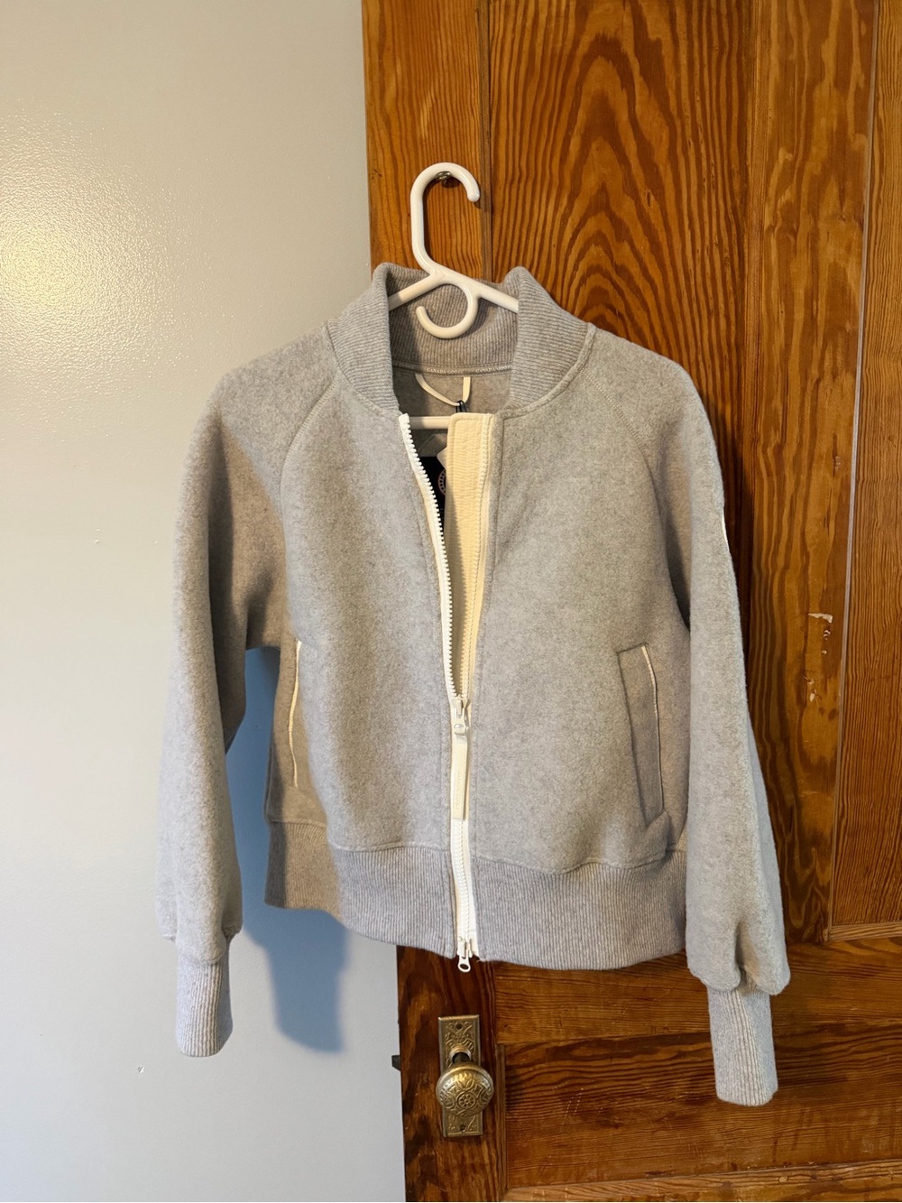 Canada Goose Light Gray Bomber Jacket Sierra small